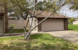 4711 Lund Point, Eagan, MN 55122