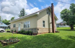 273 W Faculty Street, Paoli, IN 47454