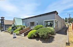 136 N MAIN AVE, White Salmon, WA 98672