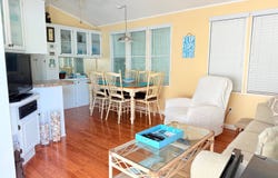 72 CROWNPOINT, NOKOMIS, FL 34275