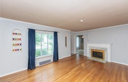 533 Kenilworth Road, Bay Village, OH 44140