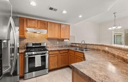 6800 VISTA DEL NORTE Drive NE, Albuquerque, NM 87113