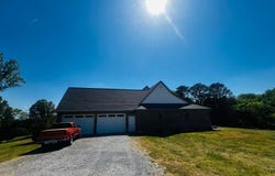 1572 Haddix Road, Albany, KY 42602