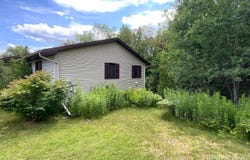 1860 Altamont, Marquette, MI 49855