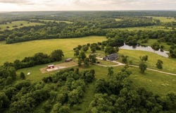 6500 W Twelve Oaks Lane, Willard, MO 65781