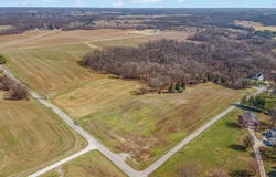 7468 Covered Bridge Drive, Waterloo, IL 62298