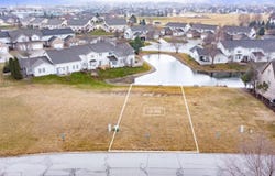 10460 Doubletree Drive S, Crown Point, IN 46307