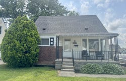 6927 Deering, Garden City, MI 48135