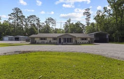 805 Gentry Rd., Silsbee, TX 77656