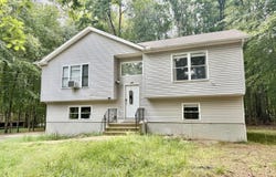 116 Noble Lane, East Stroudsburg, PA 18301