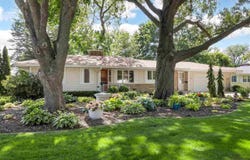 1104 Mulberry St, Tipton, IA 52772