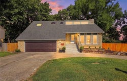 5304 Queal Drive, Shawnee, KS 66203