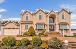 1218 Centre Street, Hewlett, NY 11557