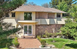 110a WINDSOR GATE, Great Neck, NY 11020