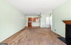 1 HUBER COURT, HIGHTSTOWN, NJ 08520