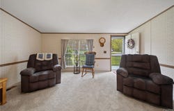 69 Hare Road, Central Square, NY 13036