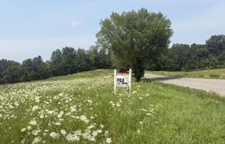 210 W Wagner Road, Buchanan, MI 49107