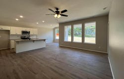 722 Swiss Road, Marshfield, MO 65706