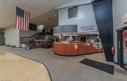5133 Darrow Road, Hudson, OH 44236