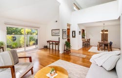 2328 Lakeview Drive, Santa Rosa, CA 95405