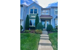 7 Heritage Square, Sayreville, NJ 08872