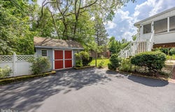 10 LONG DRIVE, DOWNINGTOWN, PA 19335