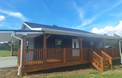 33 Elmwood Ln., Baxley, GA 31513