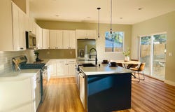 219 MAIN ST, White Salmon, WA 98672