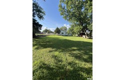 1409 N VAN BUREN, Marion, IL 62959