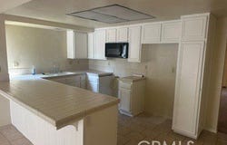 5050 Canyon Crest, Riverside, CA 92507