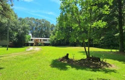 114 Deerfield Court, Lowndesboro, AL 36752
