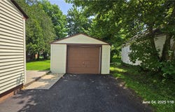 24 Pinecrest Road, Whitestown, NY 13492