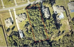 0000 Wallace Lake Rd, Pace, FL 32571