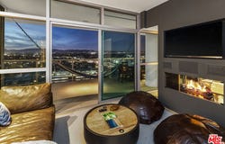 13700 Marina Pointe Dr, Marina Del Rey, CA 90292