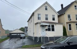 38 Hayward Avenue, Carteret, NJ 07008