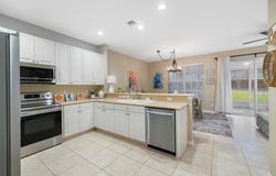 9929 E Villa Circle, Vero Beach, FL 32966