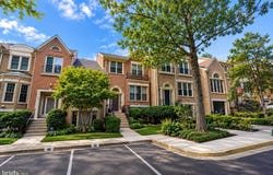 2277 KINGS GARDEN Way, FALLS CHURCH, VA 22043