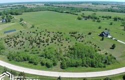 19590 205Th Avenue, Centerville, IA 52544