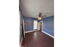 215 E Ames Street, Russell, IA 50238