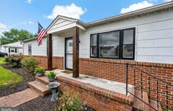 620 STATE CIRCLE, MARTINSBURG, WV 25401