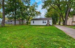 6135 Roselawn Avenue, Columbus, OH 43232