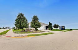 735 Peacock Place, Manteno, IL 60950