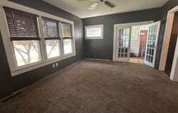 411 SE 2nd St, Fairfield, IL 62837