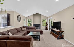 231 Vasser Drive, Piscataway, NJ 08854