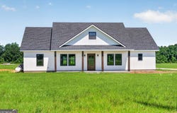 3690 HWY 121 N, Blackshear, GA 31516