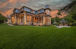328 W Main St, Whitewater, WI 53190