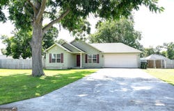 11 N Moody, Ray City, GA 31645