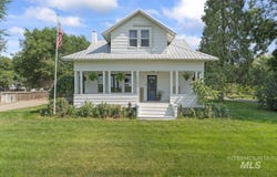 2150 E 1st Street, Fruitland, ID 83619