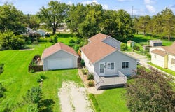 780 Iowa Avenue, Martensdale, IA 50160