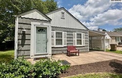 420 W 20th Ave, Hutchinson, KS 67502
